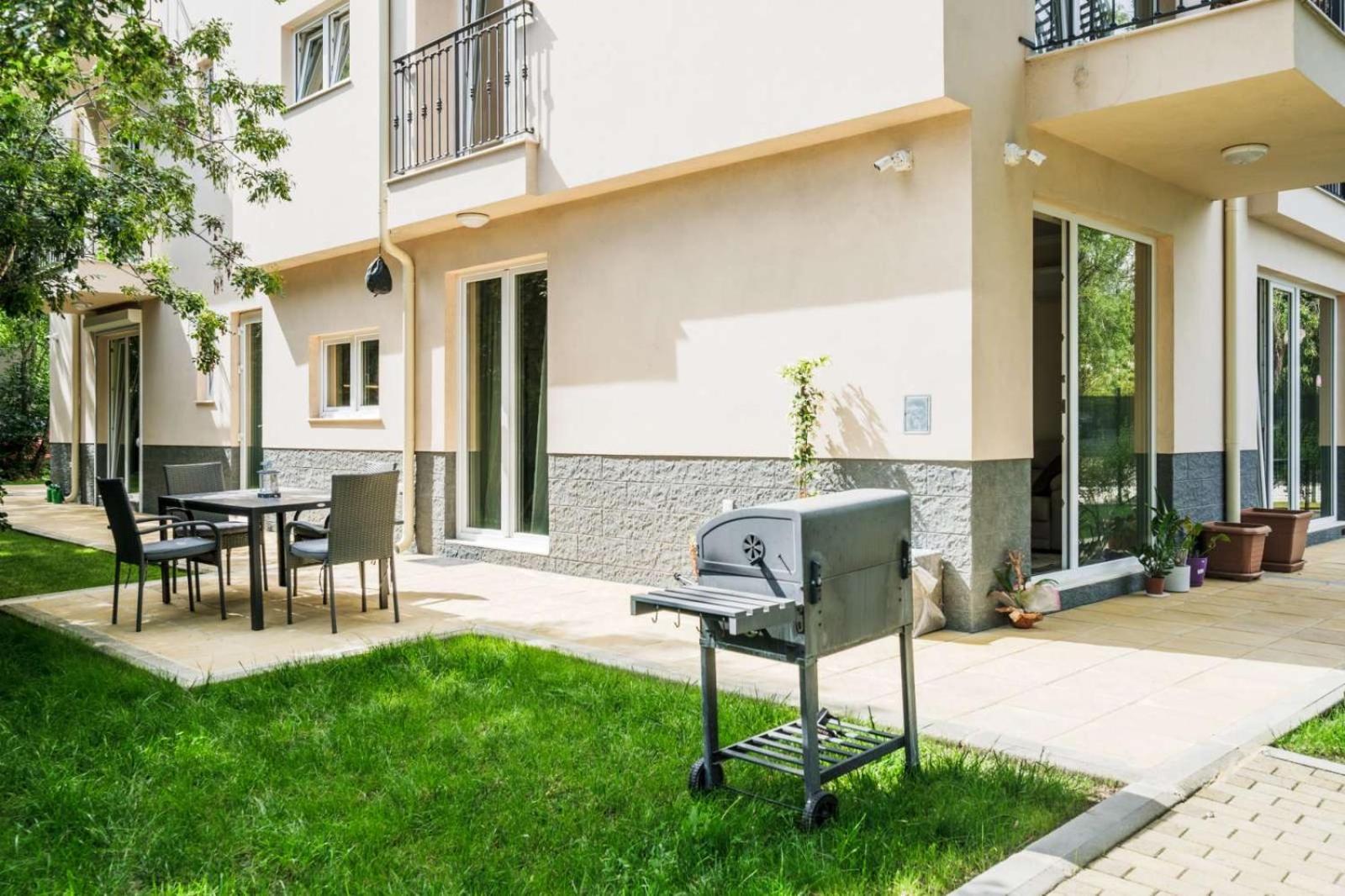 Garden Apartment Fichoza 1 - 80 M From The See Varna Luaran gambar